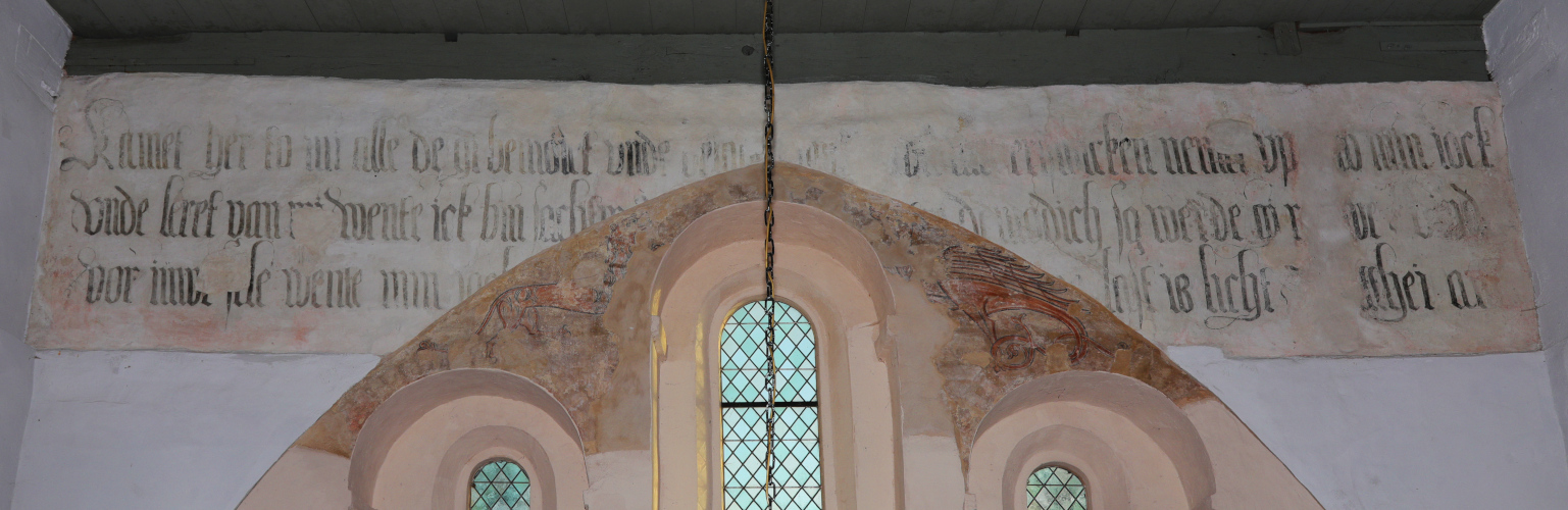 Die Inschrift im Rysumer Kirchturm